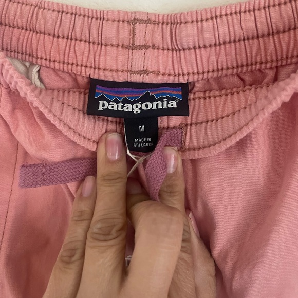 NWT Patagonia Ladies Funhooger Shorts, Size M - Picture 8 of 9